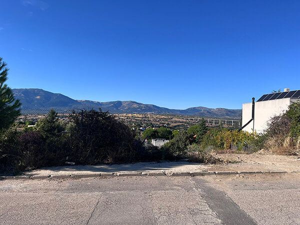 parcela en soto del real